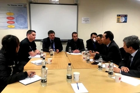 Agradece vicecanciller vietnamita coordinación británica en la investigación de tragedia en Essex