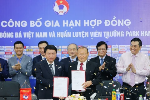 Continuará el surcoreado Park Hang-seo como entrenador de la selección vietnamita de fútbol