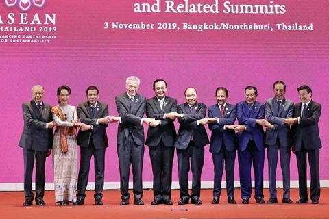 Organización de Cumbre de la ASEAN ofrece beneficios a Tailandia, según encuesta