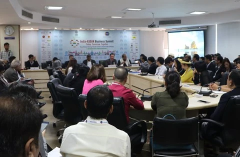 Debaten en Nueva Delhi impulso de los vínculos comerciales entre Vietnam y la India