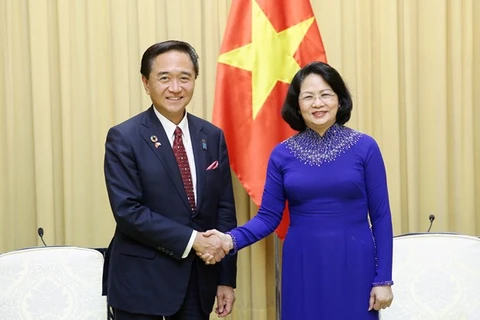 Aboga vicepresidenta de Vietnam por incrementar la cooperación con prefectura japonesa