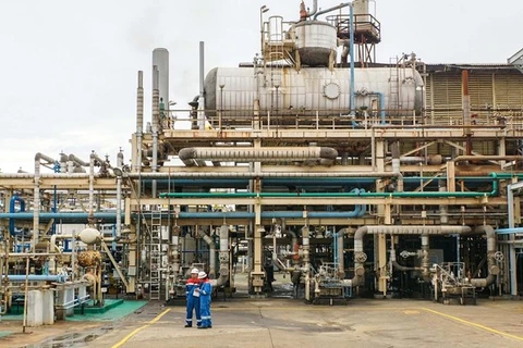 Acelera Indonesia proyectos de refinerías