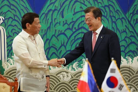 Acuerdan Corea del Sur y Filipinas impulsar libre comercio