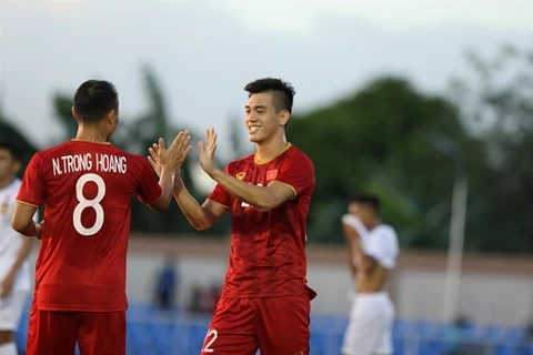 Fútbol: Apabulla Vietnam 6-1 a Laos en SEA Games 30