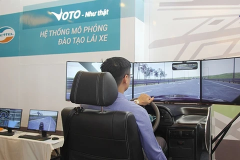 Lanzan en Vietnam sistema de simulador de conducción