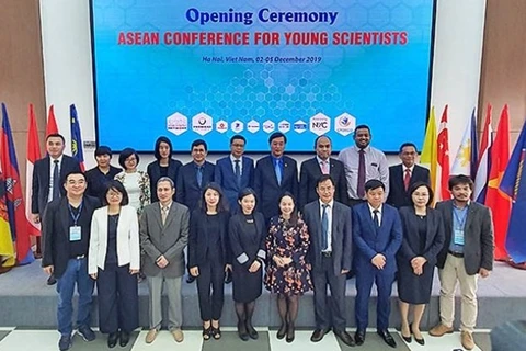 Efectúan en Vietnam Conferencia de Jóvenes Científicos de la ASEAN 2019