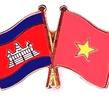 Localidades fronterizas de Vietnam y Camboya intensifican lazos en asuntos legales