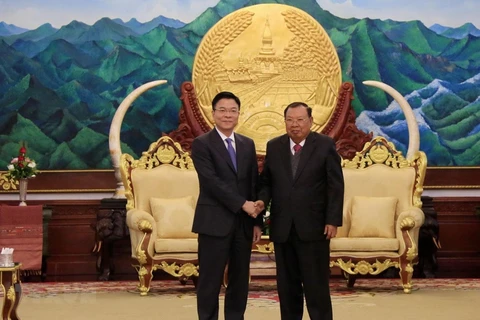 Aprecian líderes de Laos cooperación judicial con Vietnam 