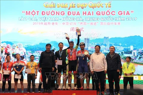 Concluyen torneo internacional de ciclismo Lao Cai, Vietnam- Honghe, China 