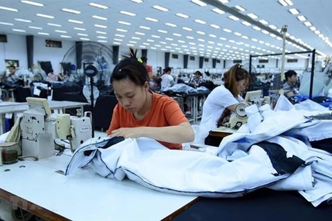 Beneficia Programa de la OIT al sector textil de Vietnam