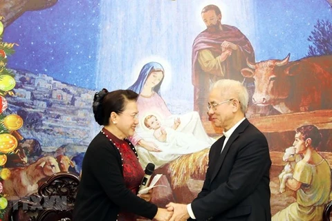 Aprecia máxima legisladora de Vietnam aportes del Comité de Solidaridad Católica