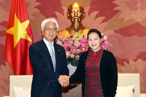 Presidenta de Asamblea Nacional de Vietnam aboga por mayores nexos con Japón