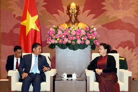 Recibe titular parlamentaria de Vietnam al Comandante de Myanmar