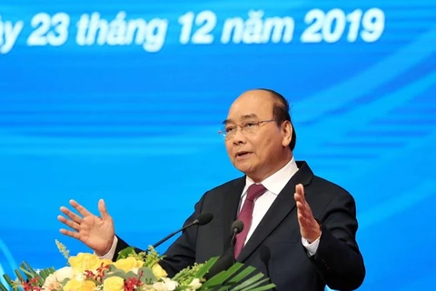Premier vietnamita se compromete a seguir acompañando a la comunidad empresarial 