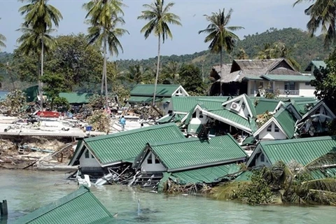 Conmemoran a víctimas de tsunami en Tailandia en 2004