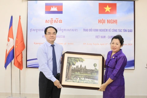Intercambian Vietnam y Camboya experiencias en asuntos religiosos