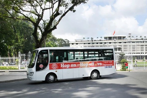 Ofrecen recorrido turístico en autobús por Ciudad Ho Chi Minh 