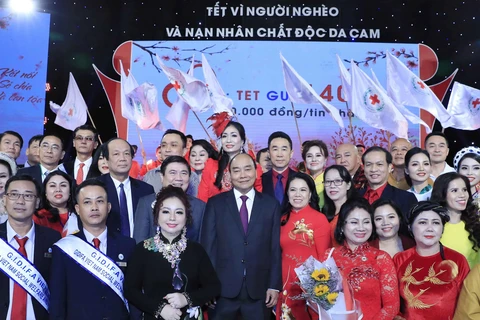 Premier de Vietnam resalta aportes a los pobres