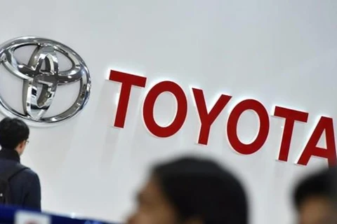 Recibe Toyota permiso para fabricar vehículos electrónicos en Tailandia 