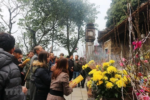 Inician mayor fiesta budista de Vietnam
