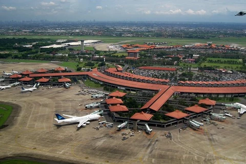 Indonesia construirá aeropuertos en área metropolitana de Yakarta