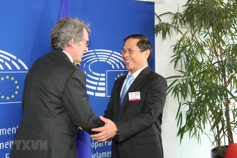 Presidente del PE apoya cooperación integral entre UE y Vietnam