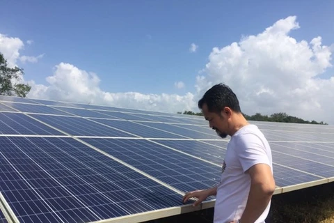 Vietnam en el camino de impulsar el desarrollo de energía solar