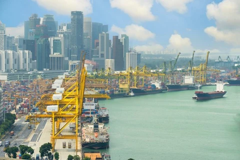 Singapur reduce pronóstico de crecimiento debido a propagación de COVID- 19