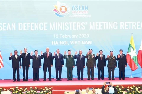 Emiten Declaración Conjunta de ministros de Defensa de ASEAN sobre cooperación contra COVID-19