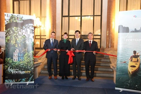 Inauguran primera oficina internacional de turismo de Vietnam en Reino Unido