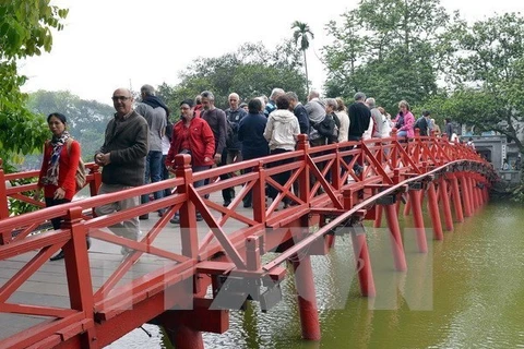 Muestra turismo de Hanoi señales de recuperación