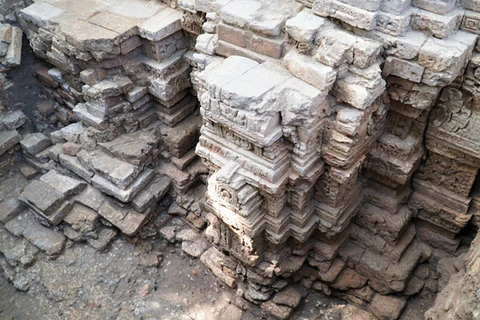 Descubren en Vietnam vestigios de templos milenarios