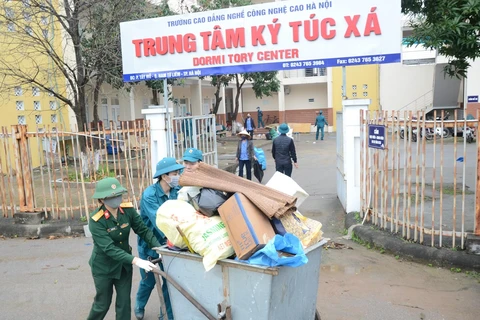 Hanoi maximiza sus esfuerzos para prevenir la propagación del COVID-19