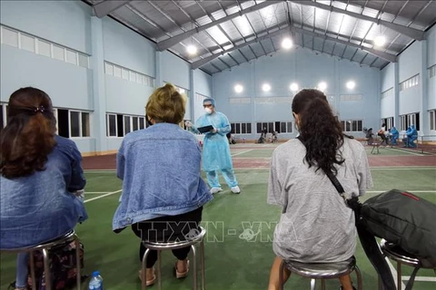 Laboratorio de Quang Ninh permitido para confirmar casos contagiados por COVID-19