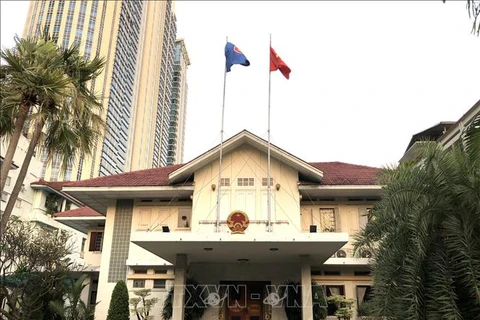 Embajada de Vietnam en Tailandia recomienda a connacionales cumplir con las medidas contra COVID-19