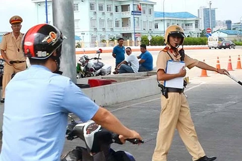 Camboya fortalece sanciones a infractores del tránsito