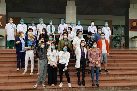 Vietnam suma otros 27 pacientes recuperados del COVID-19
