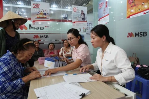 Vietnam pagará por correo las pensiones y subsidios mensuales