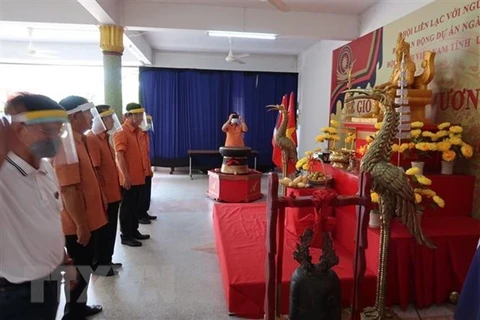 Vietnamitas en Tailandia rinden homenaje a los Reyes Hung