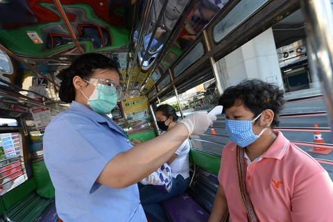 Tailandia lanza campaña ¨Proteger a los padres¨ como medida de prevención ante el COVID-19 