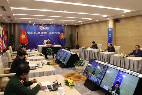 Resaltan papel activo de Vietnam como presidente de la ASEAN en respuesta al COVID-19