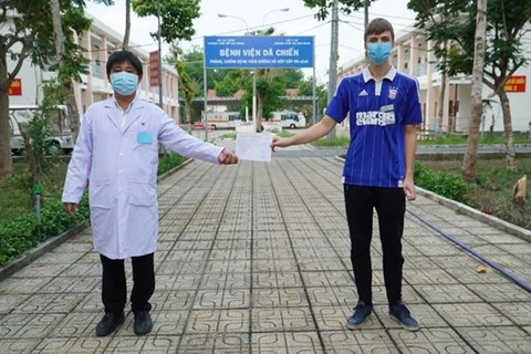 Vietnam reporta otros dos pacientes recuperados del COVID-19 