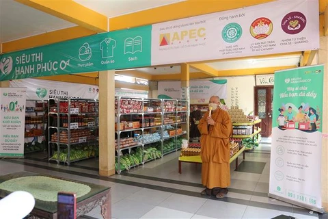 Crean supermercado “cero dong” en Vietnam para apoyar a los pobres y afectados por el COVID-19