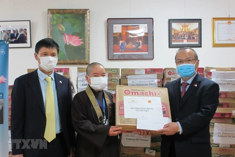 Embajada de Vietnam en Japón ofrece ayuda a connacionales afectados por el COVID- 19