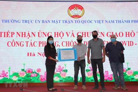 Donan 4,3 millones de dólares para ayudar esfuerzos antipandémicos de Hanoi