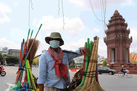 Empresas pequeñas en Phnom Penh enfrentan grandes dificultades por COVID-19