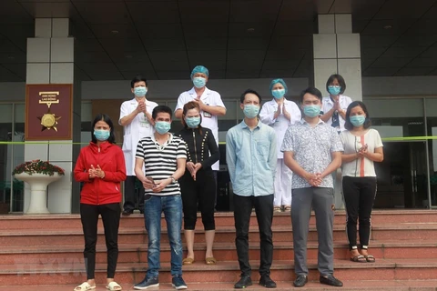 Otros cinco pacientes recuperados de coronavirus en Vietnam