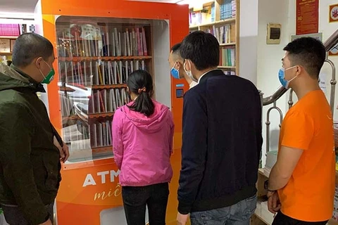 Acoge Hanoi al primer “cajero automático” de libros