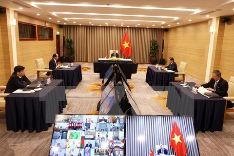 Premier vietnamita participa en reunión online de Movimiento de Países no Alineados