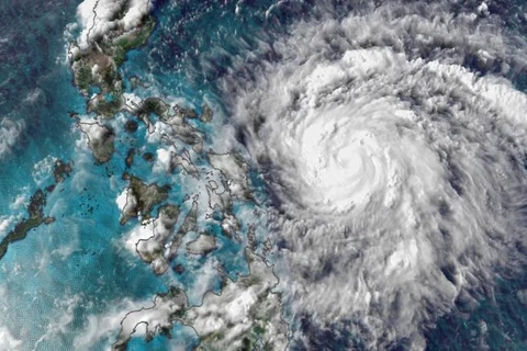 Tormenta Vongfong azota el centro de Filipinas